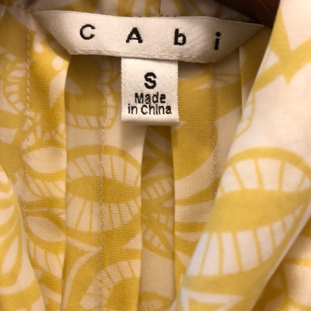 CABI SILK sleeveless bow blouse - Picture 4 of 7